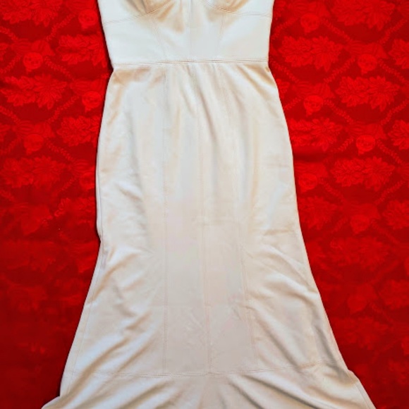 Vera Wang Strapless Corset Tea Length Dress - Picture 2 of 8